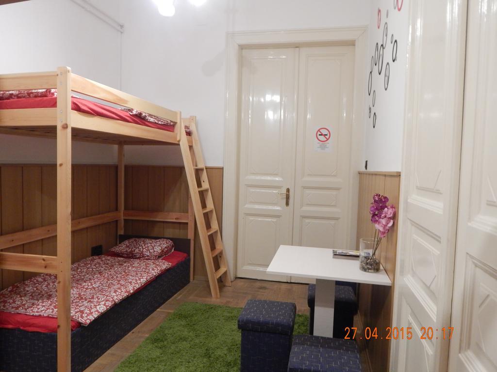 Violet Hostel Budapest Room photo