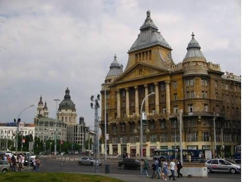 Violet Hostel Budapest Exterior photo